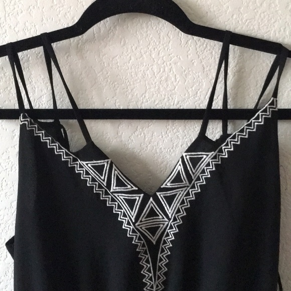 Black romper - Picture 2 of 2